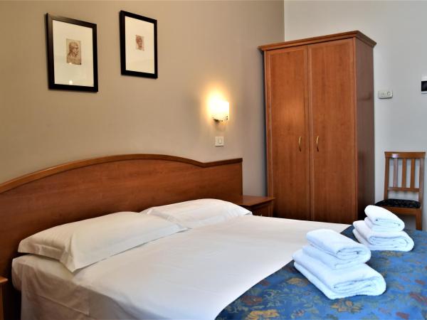Soggiorno Madrid : photo 6 de la chambre chambre double ou lits jumeaux supérieure