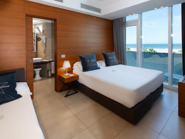 Best Western Maison B Hotel : photo 5 de la chambre suite junior familiale avec jacuzzi - vue sur mer