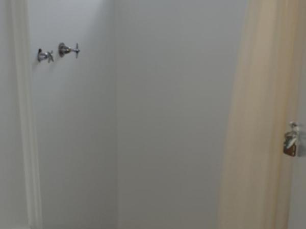 Camellia Court Family Motel : photo 8 de la chambre cabine triple Économique avec salle de bains commune