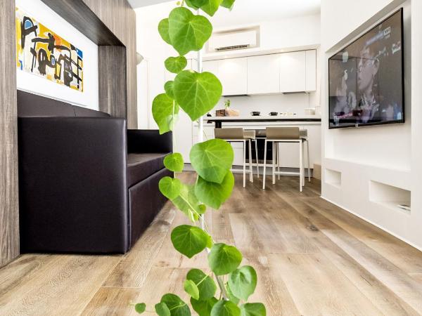 Gallery House : photo 2 de la chambre suite avec salle de bains privative