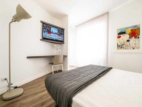 Gallery House : photo 4 de la chambre suite avec salle de bains privative