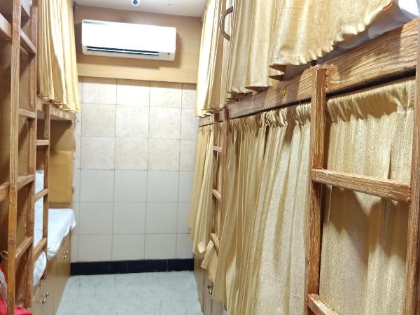 Mabrook Dormitory : photo 3 de la chambre lit simple en dortoir