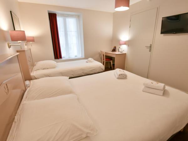 Hôtel Le Roncevaux : photo 4 de la chambre chambre triple
