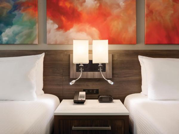 Buena Vista Suites Orlando : photo 3 de la chambre suite lit queen-size deluxe