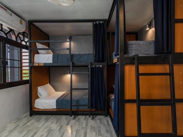 The Z Nite Hostel : photo 1 de la chambre lit superposé dans dortoir mixte