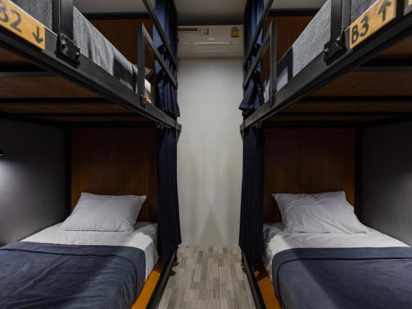 The Z Nite Hostel : photo 1 de la chambre lit superposé dans dortoir pour femmes 