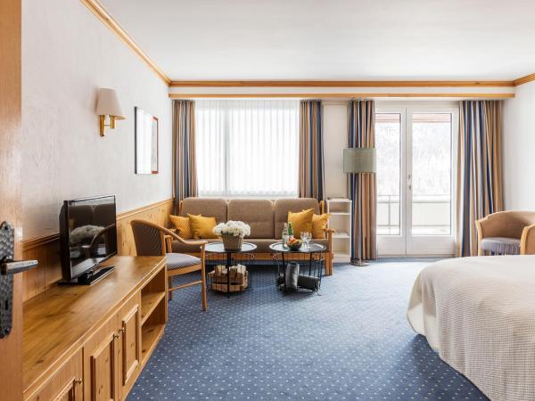 Hotel Europa St. Moritz : photo 10 de la chambre deluxe double with balcony and panorama view