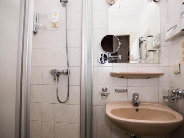 Hotel Atlanta : photo 4 de la chambre chambre triple