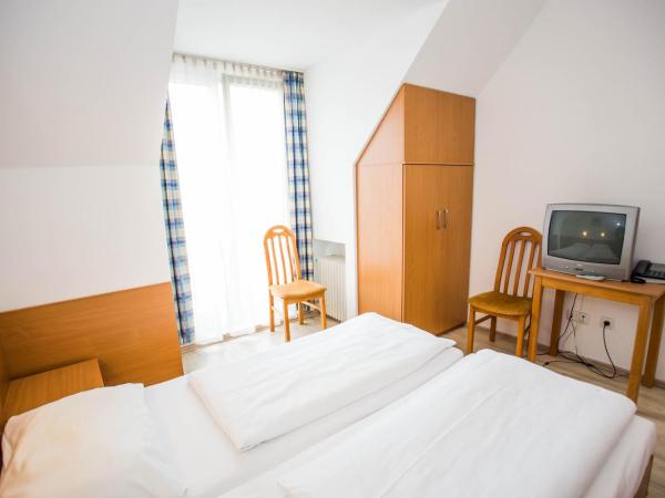Hotel Geblergasse : photo 1 de la chambre chambre double ou lits jumeaux