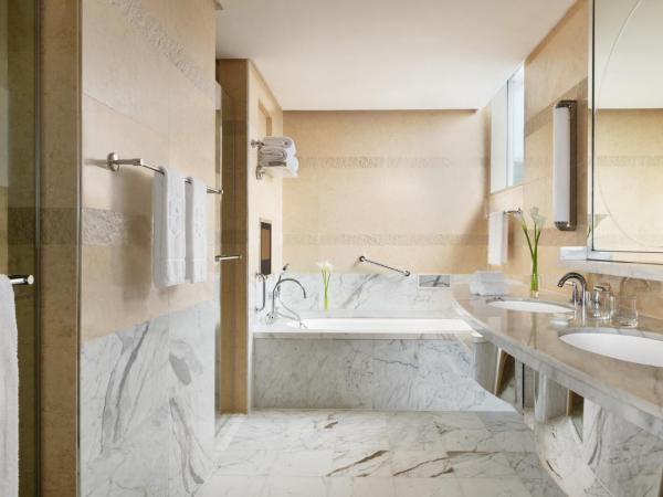 Shangri-La Ningbo - The Three Rivers Intersection : photo 5 de la chambre suite exécutive