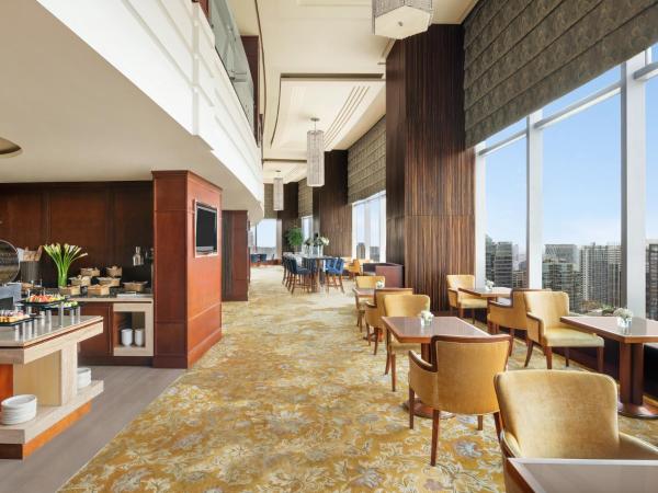 Shangri-La Ningbo - The Three Rivers Intersection : photo 4 de la chambre chambre lit king-size horizon - vue sur rivière