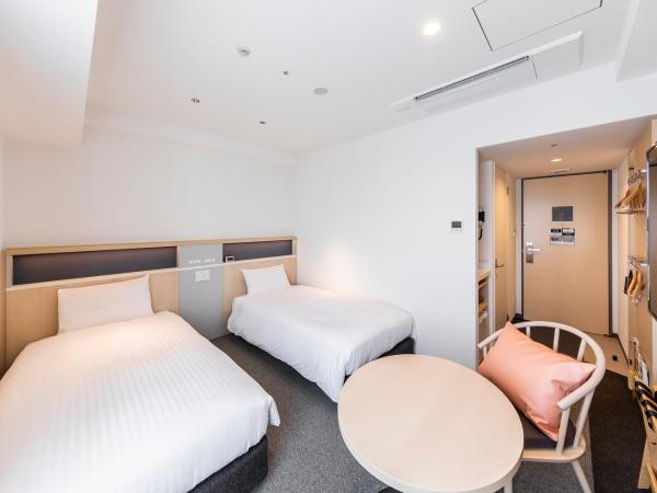 Via Inn Prime Shinsaibashi Yotsubashi : photo 3 de la chambre chambre lits jumeaux standard - non-fumeurs