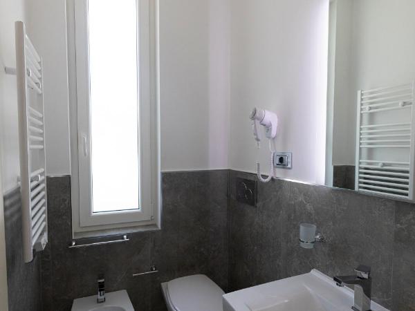 Millstone House : photo 4 de la chambre chambre simple avec salle de bains privative