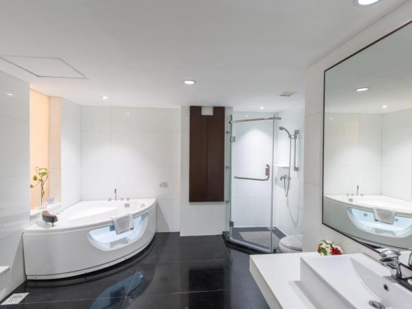 Merlynn Park Hotel : photo 2 de la chambre suite merlynn