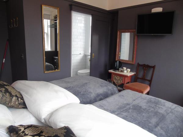 The Warren Belfast : photo 2 de la chambre chambre lits jumeaux avec salle de bains privative