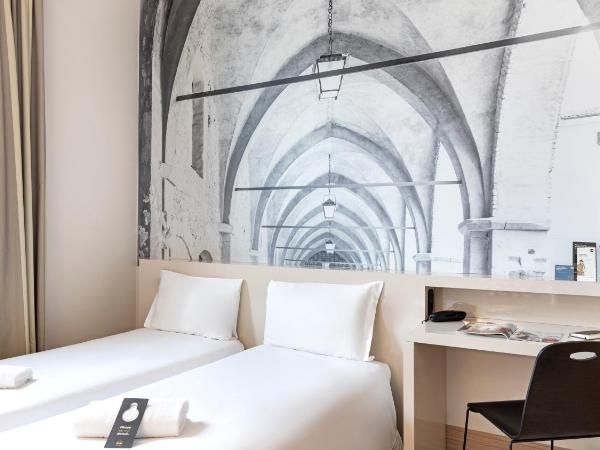 B&B Hotel Bergamo : photo 5 de la chambre chambre lits jumeaux