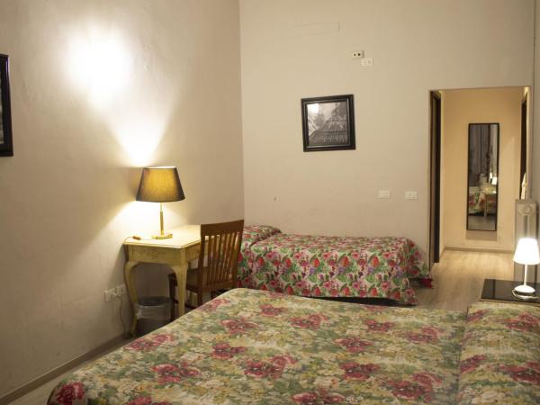 Hotel Medici : photo 2 de la chambre chambre triple