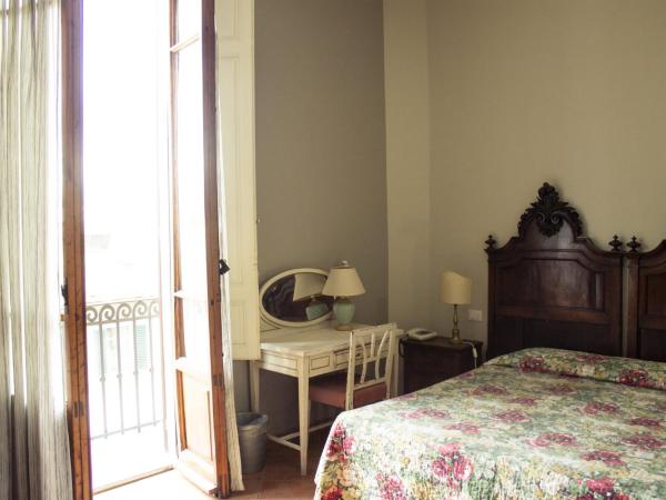Hotel Medici : photo 2 de la chambre chambre quadruple