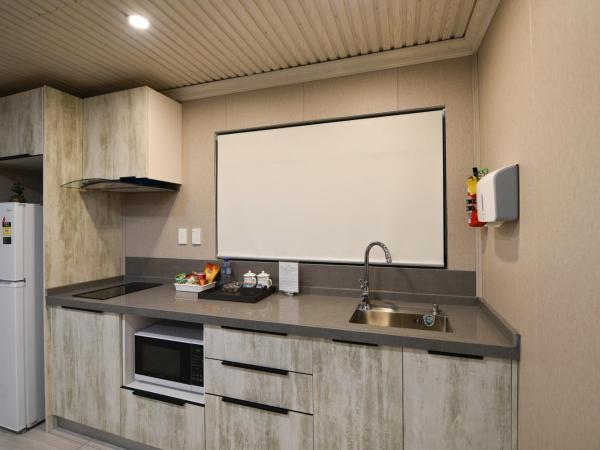 Regal Residency : photo 10 de la chambre suite lit king-size exécutive