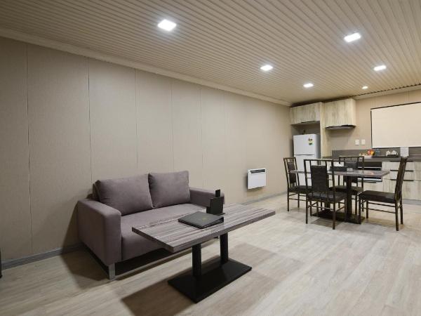 Regal Residency : photo 6 de la chambre suite lits jumeaux exécutive