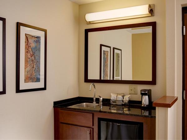 Sonesta Select Austin North Central : photo 9 de la chambre chambre double avec 2 lits doubles