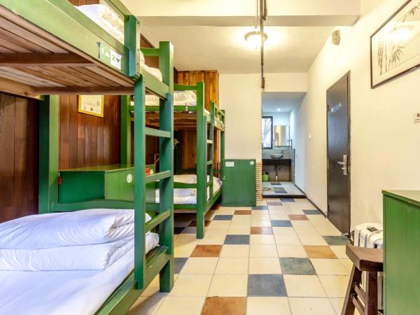 Hofang Guest House : photo 5 de la chambre lit dans dortoir pour femmes de 4 lits