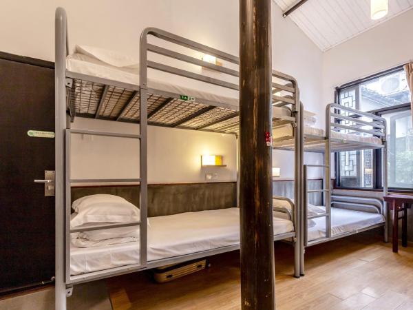 Hofang Guest House : photo 2 de la chambre lit dans dortoir pour femmes de 6 lits
