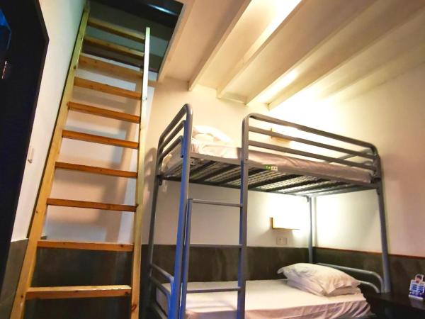 Hofang Guest House : photo 1 de la chambre lit dans dortoir pour femmes de 4 lits