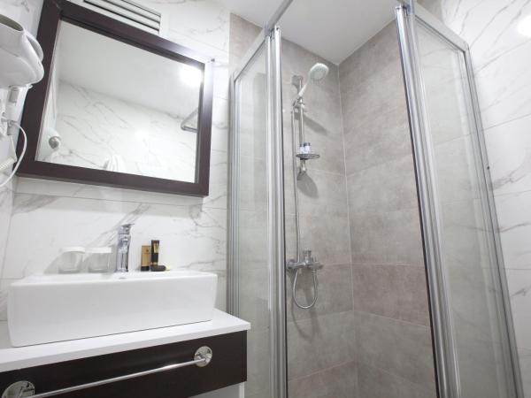 Siete Hotel : photo 1 de la chambre chambre double avec balcon (2 adultes + 1 enfant)