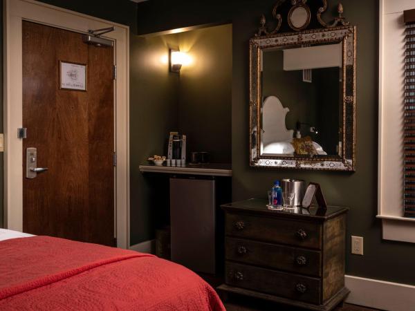 Hotel Broad Ripple : photo 7 de la chambre chambre lit king-size
