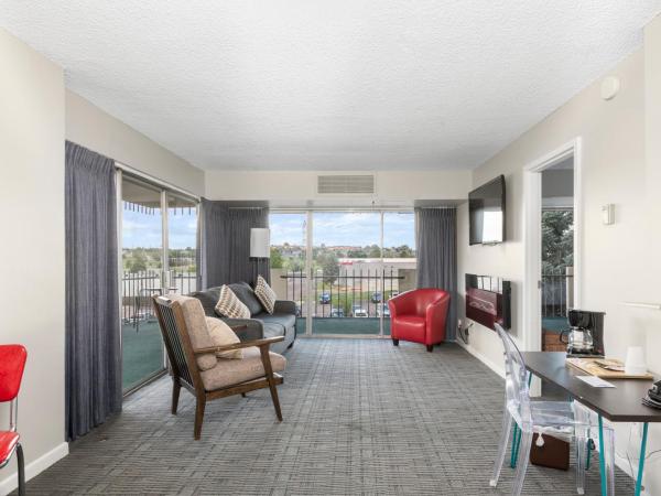 Satellite Hotel : photo 3 de la chambre chambre lit king-size deluxe