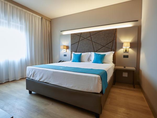 DC HOTEL INTERNATIONAL : photo 2 de la chambre chambre double classique