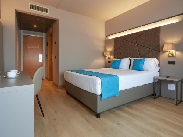 DC HOTEL INTERNATIONAL : photo 3 de la chambre chambre double classique