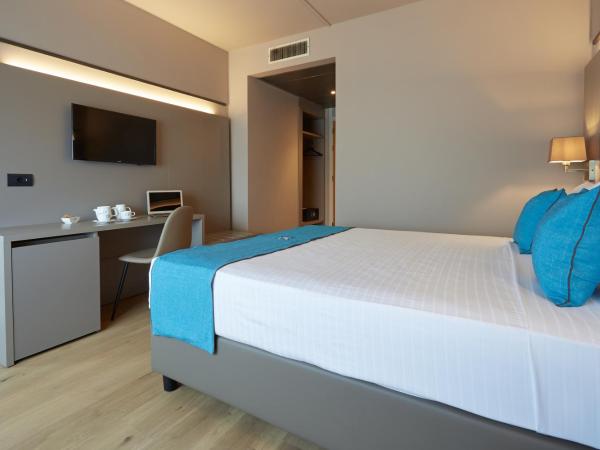 DC HOTEL INTERNATIONAL : photo 4 de la chambre chambre double classique