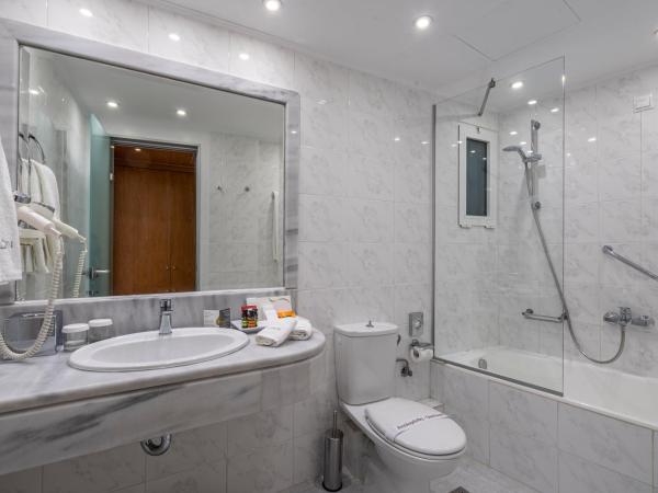 Kydon The Heart City Hotel : photo 4 de la chambre suite familiale - vue sur place