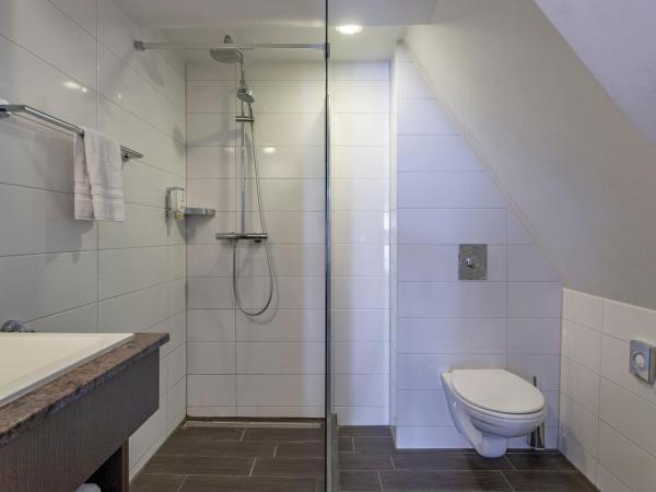 Avenue Hotel : photo 10 de la chambre chambre familiale