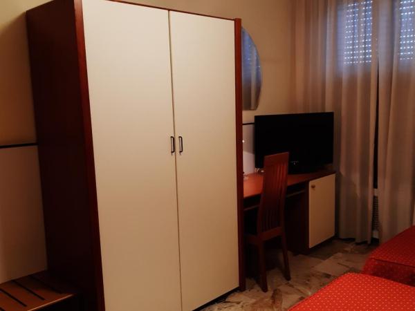 Hotel Mayorca : photo 5 de la chambre chambre triple standard