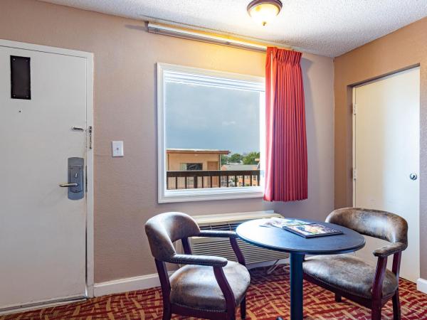 Sundial Inn : photo 5 de la chambre chambre double avec 2 lits doubles