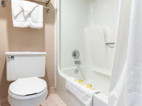 Sundial Inn : photo 7 de la chambre chambre deluxe avec 2 lits doubles