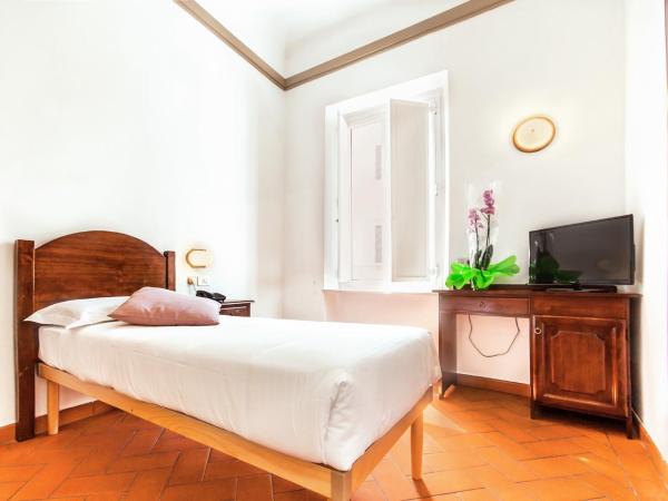 Hotel Costantini : photo 2 de la chambre chambre simple