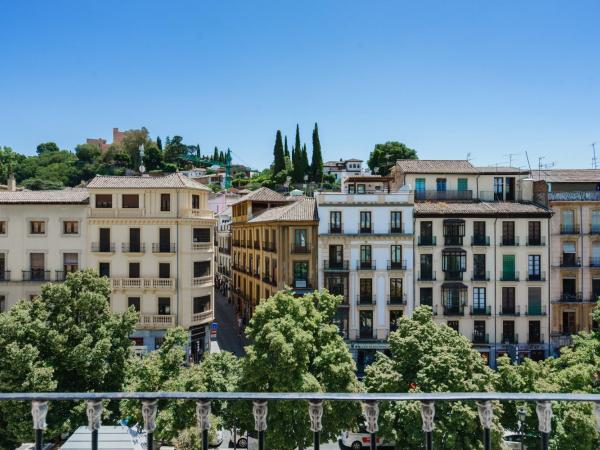 Hotel Plaza Nueva : photo 3 de la chambre chambre triple