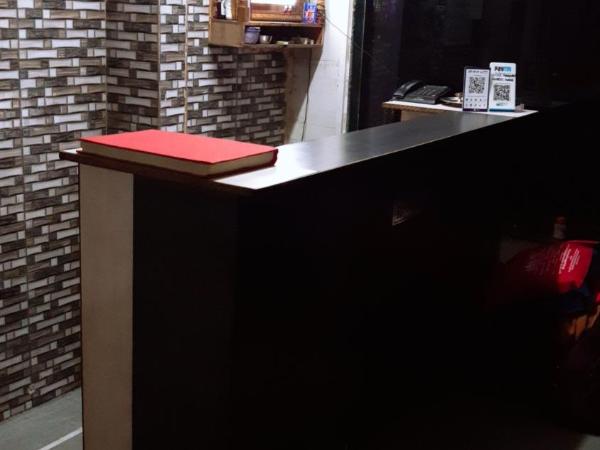 Shree Mahakali Guest House & Dormitory : photo 4 de la chambre bunk bed in male dormitory room - indian nationals only