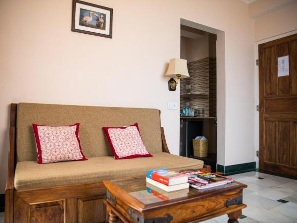 Hotel Arya Niwas : photo 4 de la chambre chambre familiale deluxe