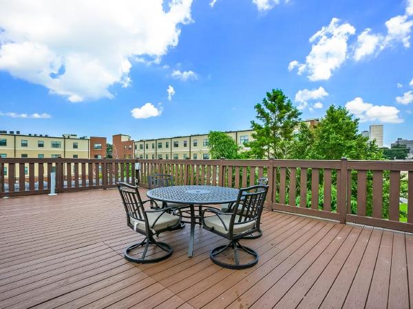 Stylish 4BR condo in Downtown by Hosteeva : photo 1 de la chambre appartement 4 chambres