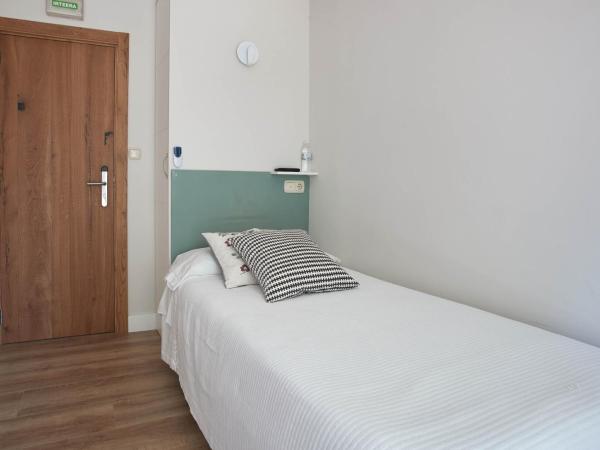 Pensión Itxasoa : photo 1 de la chambre chambre simple - vue sur montagne