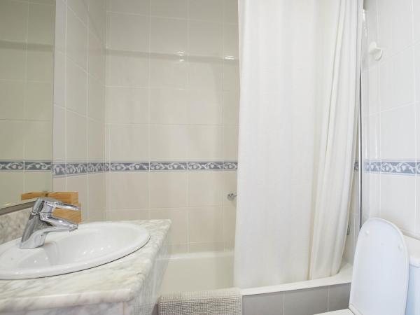 Pensión Itxasoa : photo 8 de la chambre chambre double ou lits jumeaux standard - vue sur mer