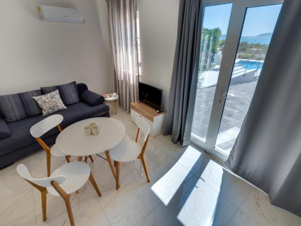 Villa Croatica II : photo 1 de la chambre appartement - vue sur piscine