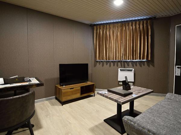 Regal Residency : photo 8 de la chambre suite supérieure lit king-size