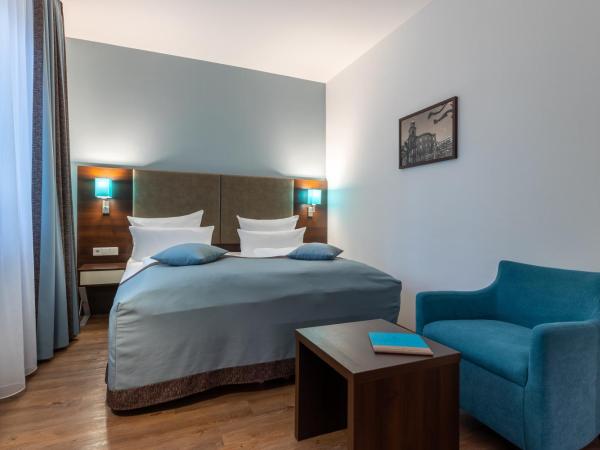 Trip Inn Hotel Messe Westend : photo 8 de la chambre chambre double