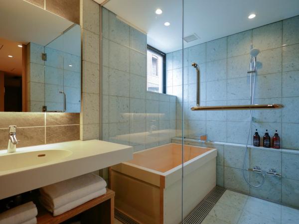 Kaminarimon Ryokan : photo 6 de la chambre suite familiale